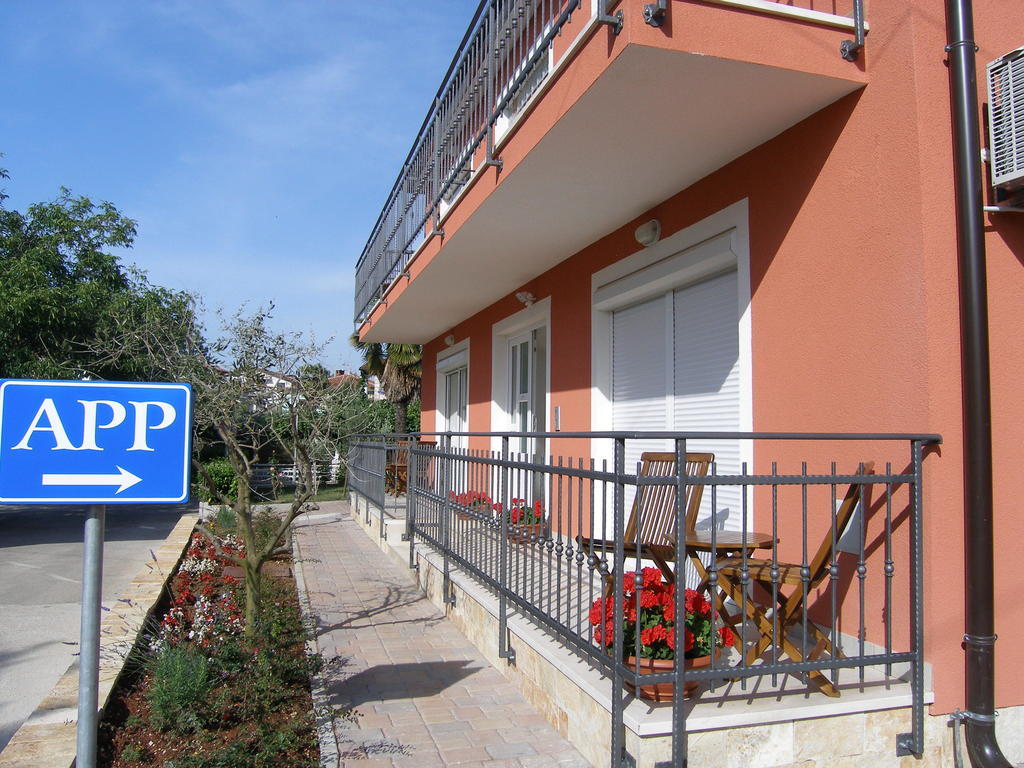 Apartments Nina Umago Camera foto